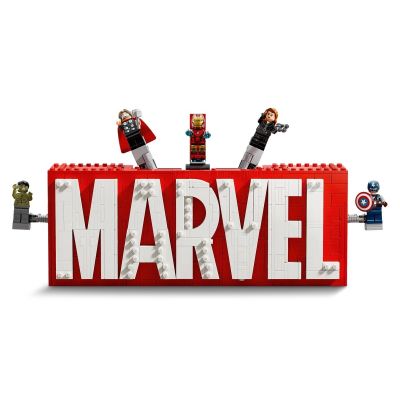 4. LEGO MARVEL SUPER HEROES 76313 MARVEL Logo mit Minifiguren