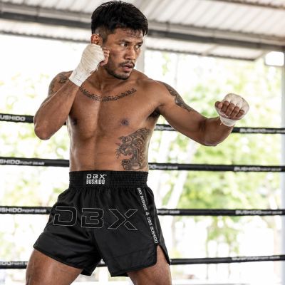 6. Schwarze Muay-Thai-Shorts für Herren V1 COMBATWEAR | DBX Bushido
