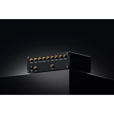 8. 5G LTE Dual Teltonika Networks RUTM52 Modem (EU)