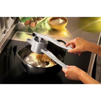3. GEFU SPÄTZLEBOUB G-13170 Kartoffelpresse aus Aluminium