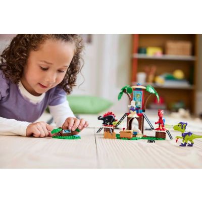 10. LEGO MARVEL SUPER HEROES 11200 Spideys und Gobbys Baumhaus-Kampf
