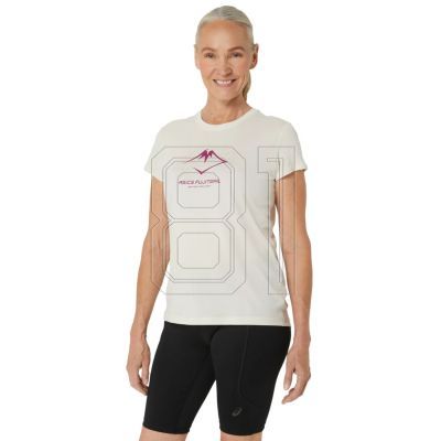 2. Asics Fujitrail Logo SS Top W 2012C971-200 T-shirt