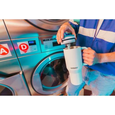 9. Kambukka Rio Thermobecher 950ml Frosty Coconut mit Teleskopstrohhalm