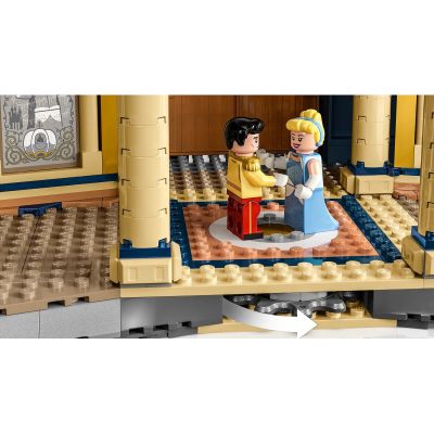 7. LEGO Disney 43222 Disney Schloss