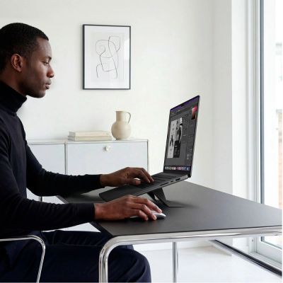 14. Spigen SlimFold LD201-S6 Laptopständer – Grau