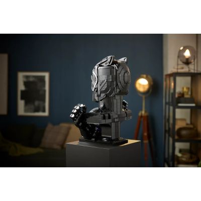 8. LEGO 76215 Marvel Superhelden - Schwarzer Panther