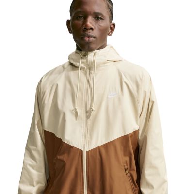 3. Nike Windrunner Herrenjacke Beige-Braun HV8369 230