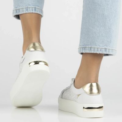 8. Filippo DP7668/26 weiße Leder-Plateauschuhe