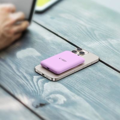 9. Tech-Protect LifeMag MagSafe PB10 5000 mAh Powerbank – Pink