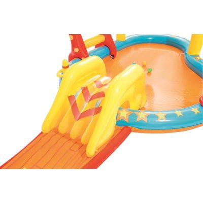 8. Bestway 53068 Aufblasbarer Spielplatz 435x213x117cm