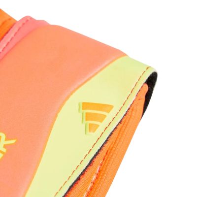 8. adidas Predator MTC M IN1599 Torwarthandschuhe