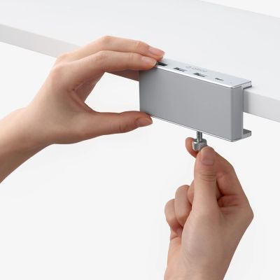 3. Orico MH4PC USB-C Hub mit Klemmmontage / 3x USB-A 3.0 + 1x USB-C 3.0 - Silber