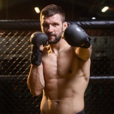 62. MMA Sparring Handschuhe M - Black Master - Valor Series