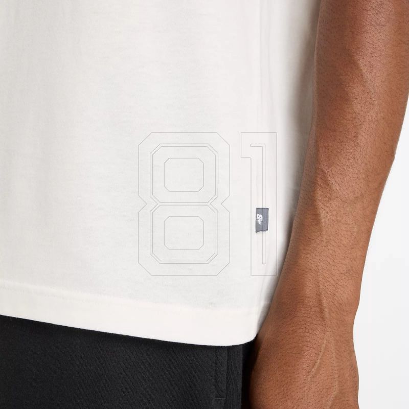9. New Balance Reimagined Graphic M T-Shirt MT51507SST