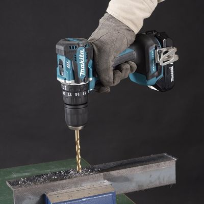 4. Makita DLX2414AJ unkategorisiert