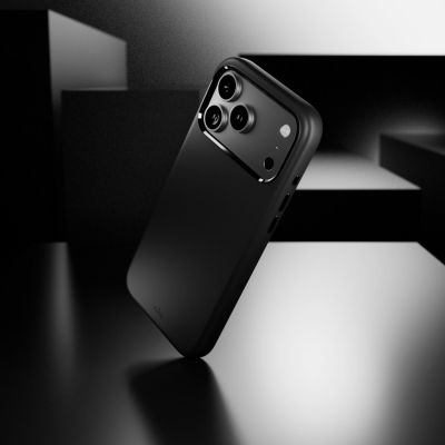 7. Puro Icon Mag Pro Flüssigsilikonhülle für iPhone 17 Pro Max, MagSafe-kompatibel, mit Kameraschutz und Aluminiumknöpfen – Schwarz