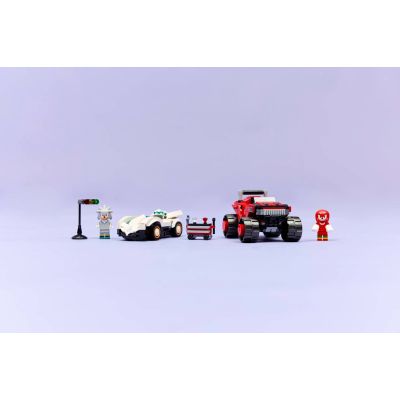 12. LEGO Sonic the Hedgehog 77118 – Silver im Auto gegen Knuckles im Monstertruck