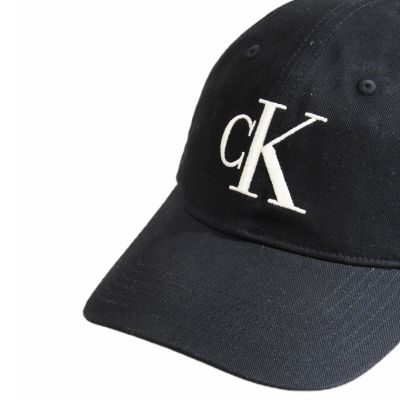 6. Calvin Klein CK Jeans Strapback Cap Schwarz - LZ04G5024G-UB1