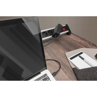 4. Digitus USB-C Notebook-Ladegerät, 100W GaN