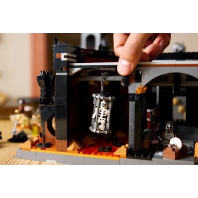 20. LEGO Icons 10333 – Der Herr der Ringe: Barad-dûr