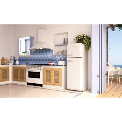 7. SMEG Toaster weiß Modell TSF01WHEU