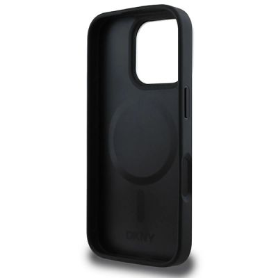 7. DKNY Magsafe-Hülle mit Karomuster für iPhone 16 Pro Max – Schwarz
