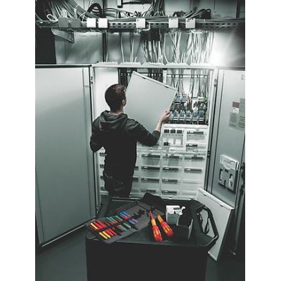 2. Wera 05006633001 Schlüssel- und Werkzeugsatz, 23-teilig.