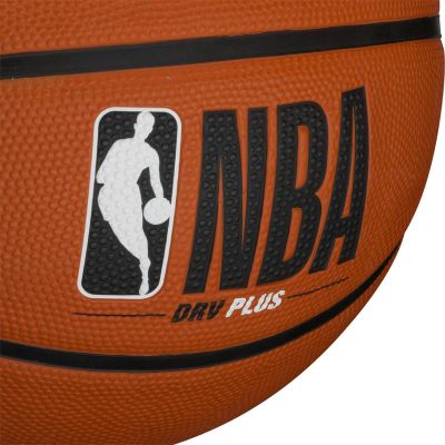 9. WILSON NBA DRV PLUS BSKT R.5 BASKETBALL