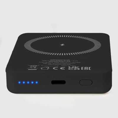 4. SBS TEBB5000MAG1CK kabellose Powerbank 5000 mAh USB-C, MagSafe kompatibel – Schwarz