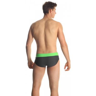 8. AQUA-SPEED ARTUR BADESHORTS grau/grün 38 408