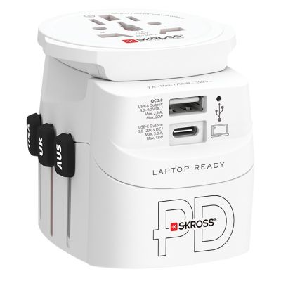 SKROSS Pro Light USB AC45PD Weltreiseadapter mit USB-C Weiß