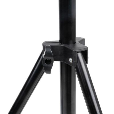 2. Havit ST7026 Stativ mit RGB-Ringleuchte (schwarz)