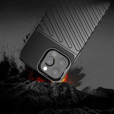 5. Thunder Case Flexibel Robuste Panzer Handyhülle TPU Schutzhülle für iPhone 13 Pro Max schwarz