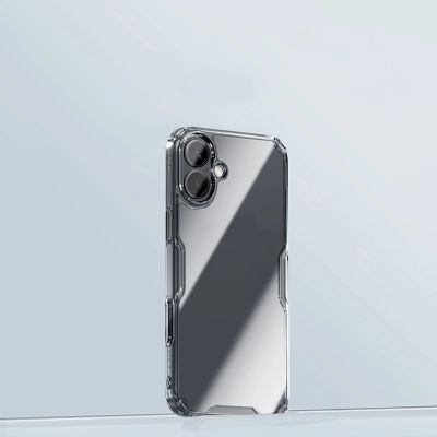 7. Nillkin Nature Pro Case für iPhone 16 – transparent und weiß