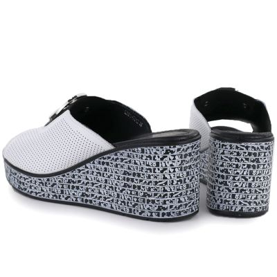 3. Weiße Keilsandalen aus Leder für Damen, S.Barski 7012