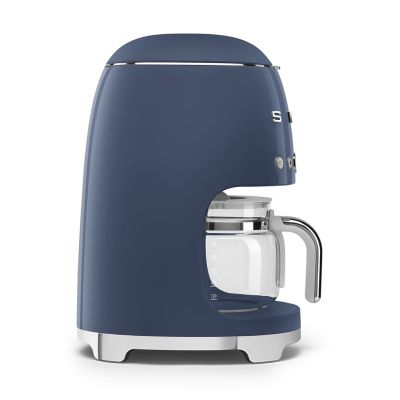 3. Smeg DCF02NBEU Kaffeemaschine, vollautomatischer Espressoautomat, 1,4 l