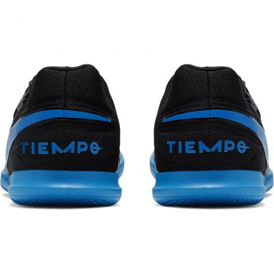 5. Nike Tiempo Legend 8 Club IC M AT6110-004 Hallenschuhe