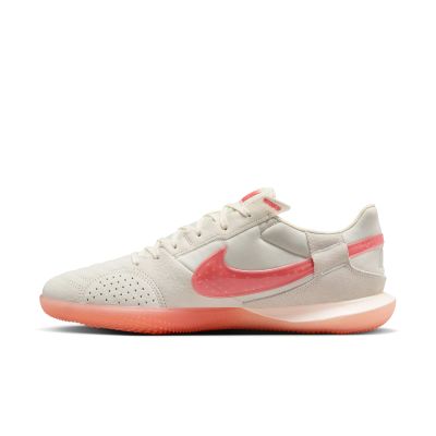 2. Nike Streetgato IC DC8466-104 Schuhe