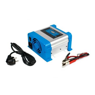 4. 24-V-Netzladegerät für BC-20 PRO 10A-Akkus (230 V/24 V) mit LCD-Anzeige und 7 Ladestufen