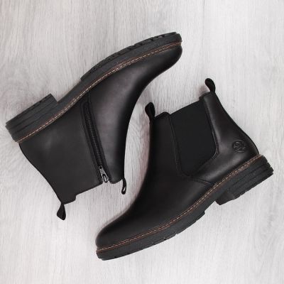 4. Rieker M RKR634 bequeme isolierte Lederstiefelette, schwarz