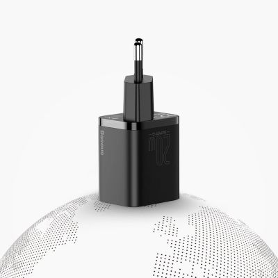 15. Baseus Super Si 1C Schnellladegerät USB Typ C 20W Power Delivery + USB-Kabel Typ C - Lightning 1m schwarz (TZCCSUP-B01)