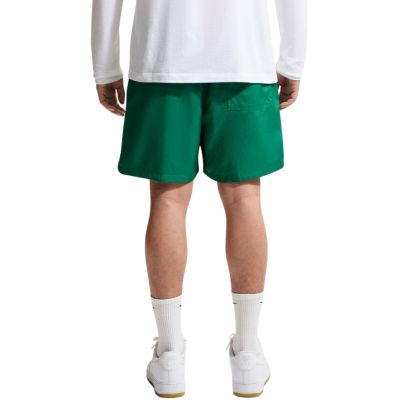 2. Nike Club Herren-Shorts grün FN3307 365