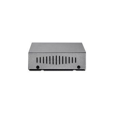 4. LevelOne GEP-0520 Switch – 4 x 10/100/1000 PoE + 1 x 10/100/1000 – Desktop