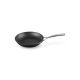 2. Le Creuset Temperierte, flache Antihaft-Bratpfanne 4,5 x 28 cm