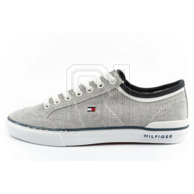 7. Tommy Hilfiger M FM0FM00401 Schuhe