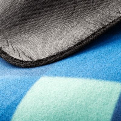 4. Hi-Tec Battani Decke 92800404128