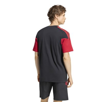 2. adidas Manchester United T-Shirt KC4920
