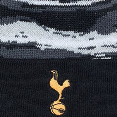 3. New Era Tottenham Hotspur FC Schwarze Bommel-Strickmütze - 60363502
