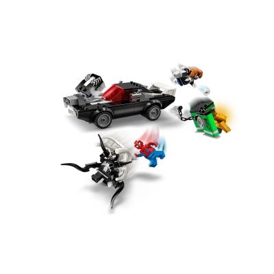 5. LEGO MARVEL SUPER HEROES 76309 Spider-Man vs. Venoms Muscle-Car