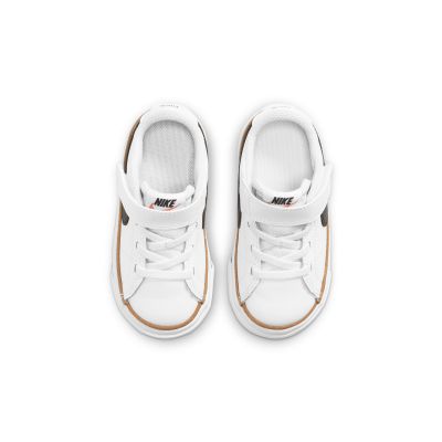 3. Nike Court Legacy Jr DA5382-102 Schuhe
